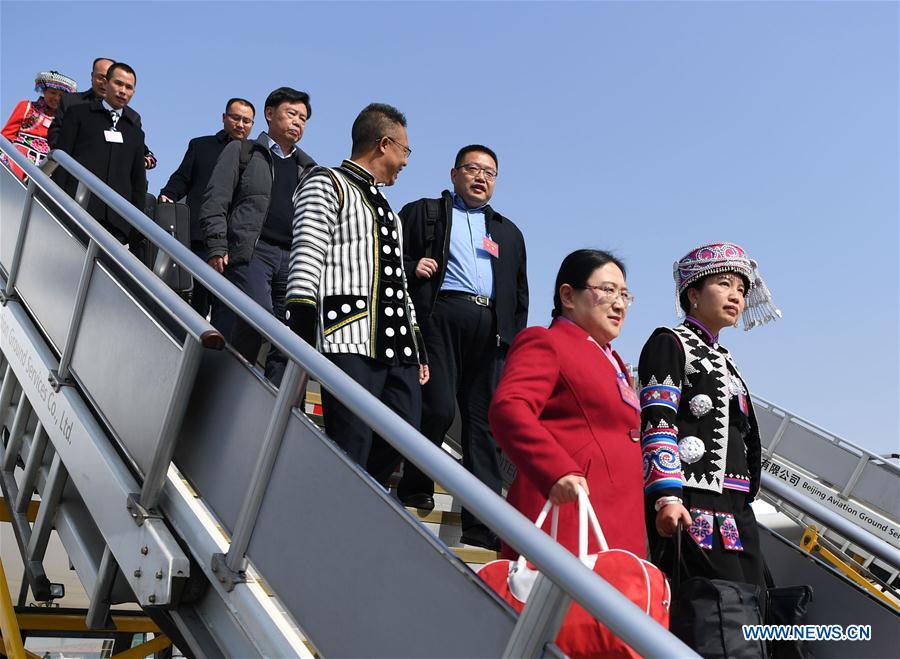 (TWO SESSIONS)CHINA-BEIJING-NPC DEPUTIES-ARRIVAL (CN)