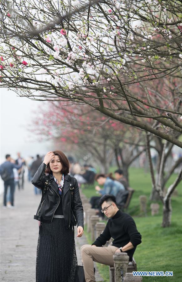 CHINA-HANGZHOU-WEST LAKE-SCENERY (CN)