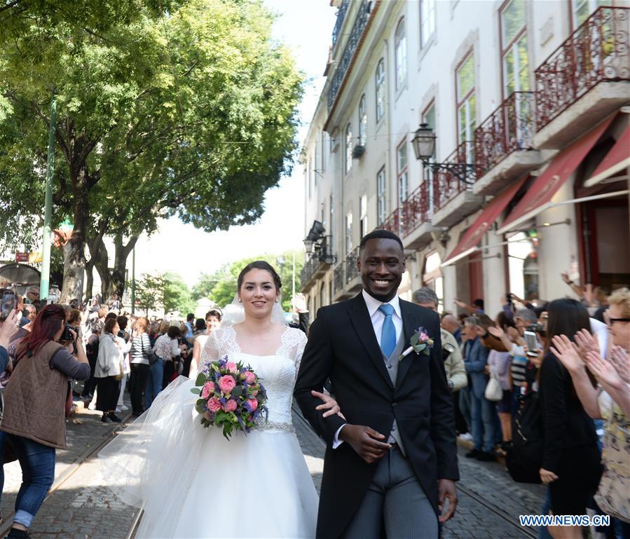 PORTUGAL-LISBON-GROUP WEDDING