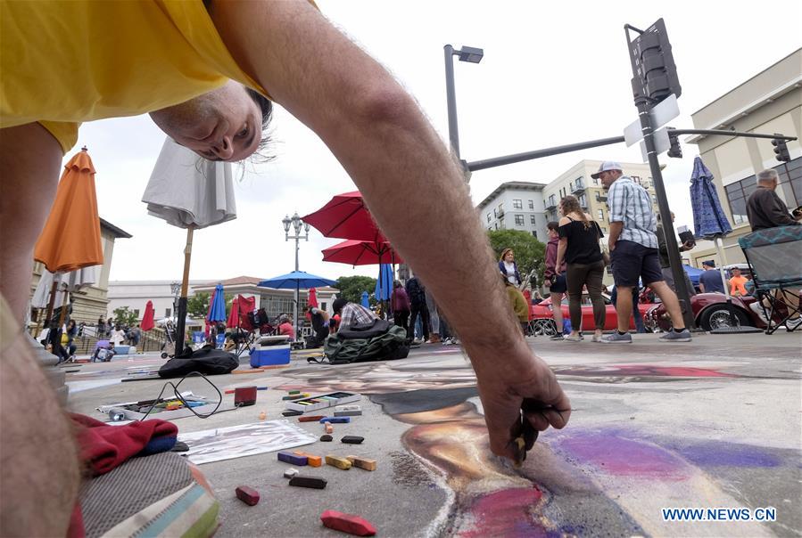 U.S.-LOS ANGELES-CHALK FESTIVAL