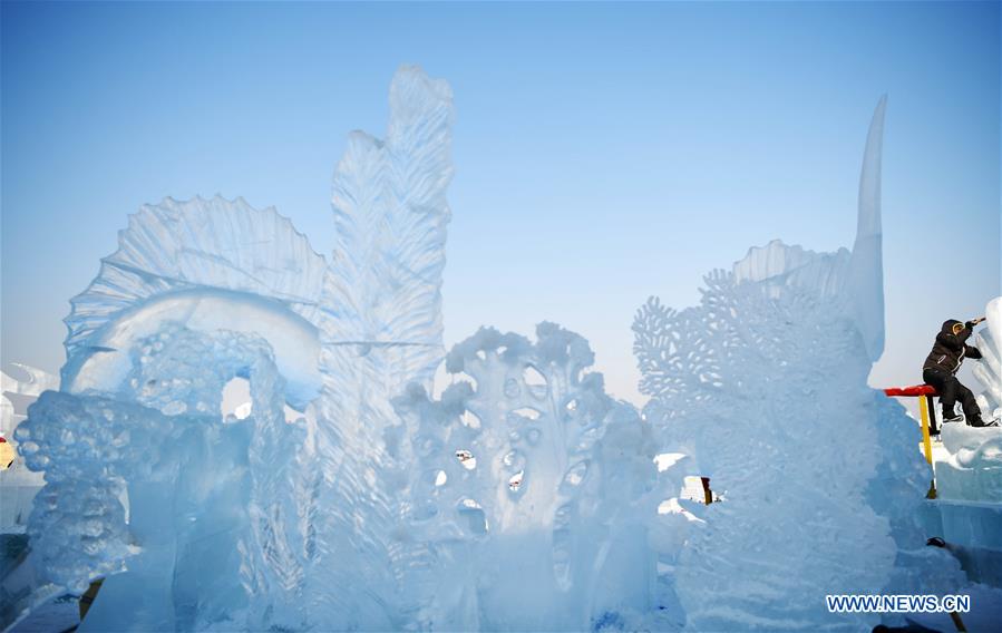 CHINA-HARBIN-ICE SCULPTURE-COMPETITION (CN)