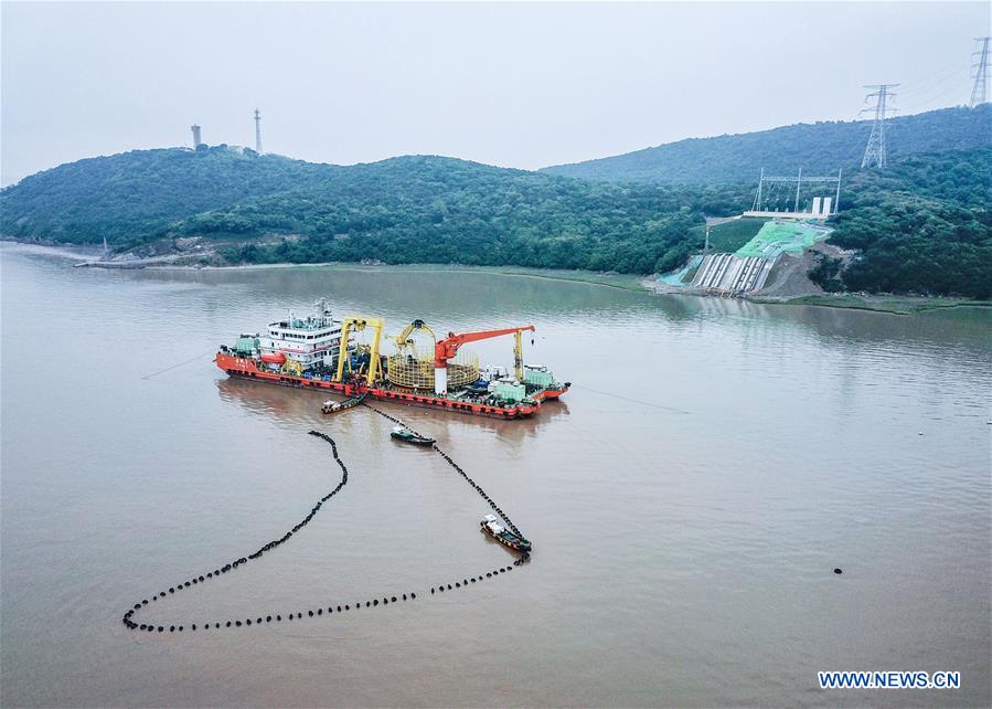 CHINA-ZHEJIANG-ZHOUSHAN-SUBMARINE CABLE-CONSTRUCTION (CN)