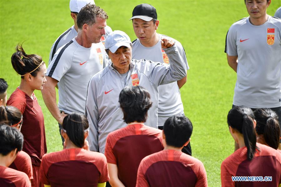 (SP)FRANCE-FABREGUES-2019 FIFA WOMEN'S WORLD CUP-ROUND OF 16-CHINA-TRAINING SESSION