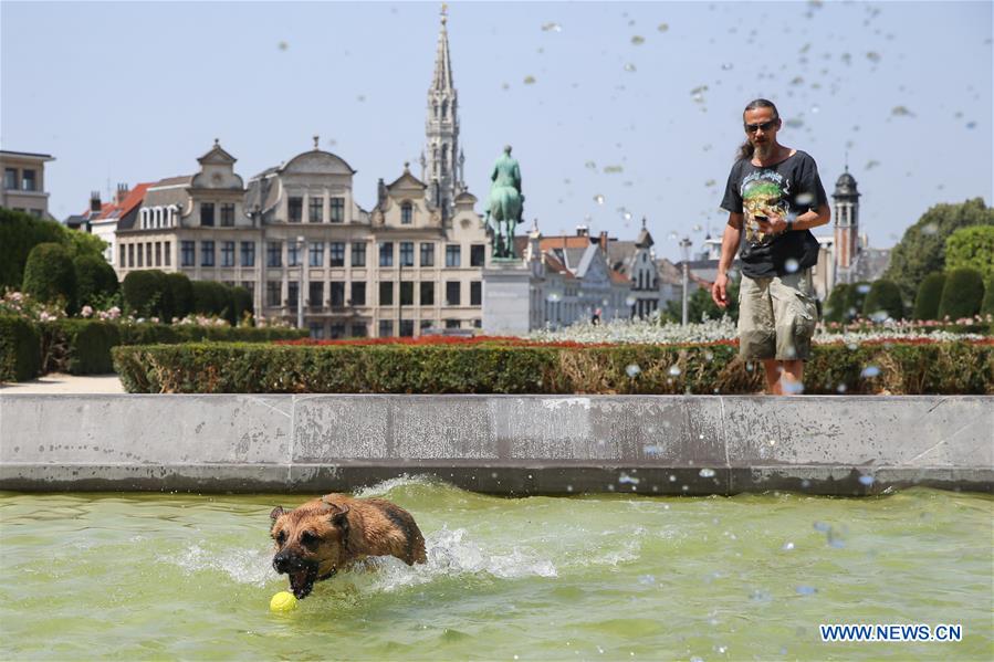 BELGIUM-BRUSSELS-HEAT-ALERT