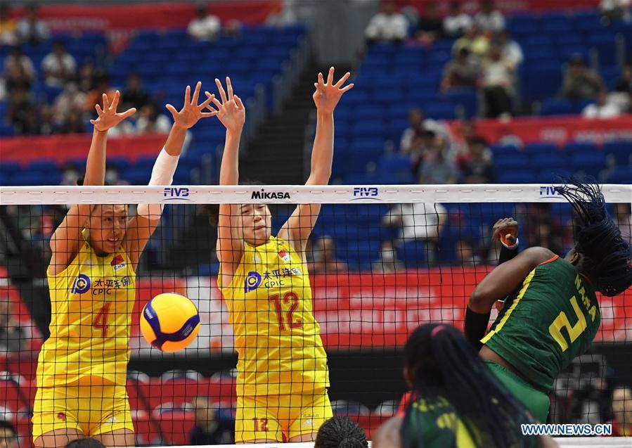 (SP)JAPAN-YOKOHAMA-VOLLEYBALL-WOMEN'S WORLD CUP-CHN VS CMR