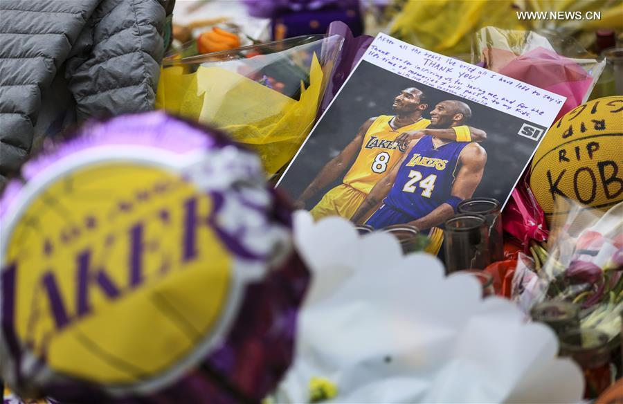 (SP)U.S.-CALIFORNIA-LOS ANGELES-KOBE BRYANT-CONDOLENCE