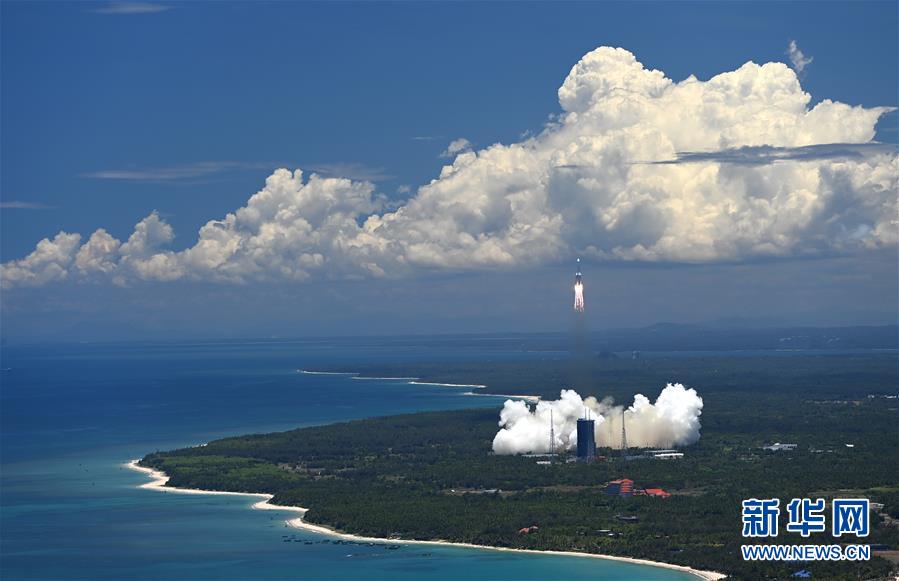 （科技）（2）长征五号遥四运载火箭点火升空  我国首次火星探测任务开始